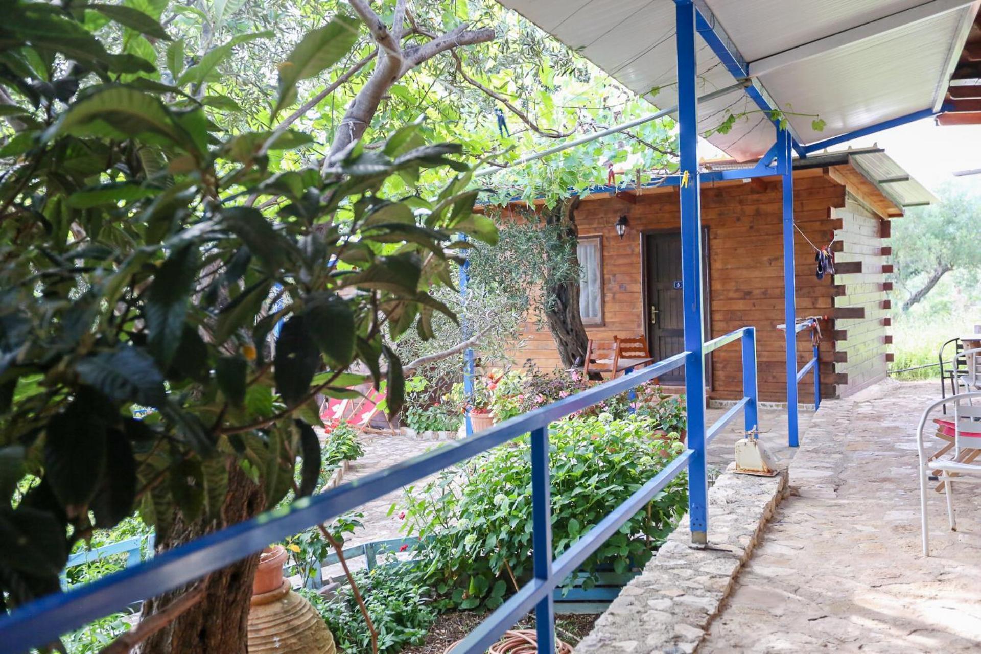 Motel Holiwood Himarë Exterior foto